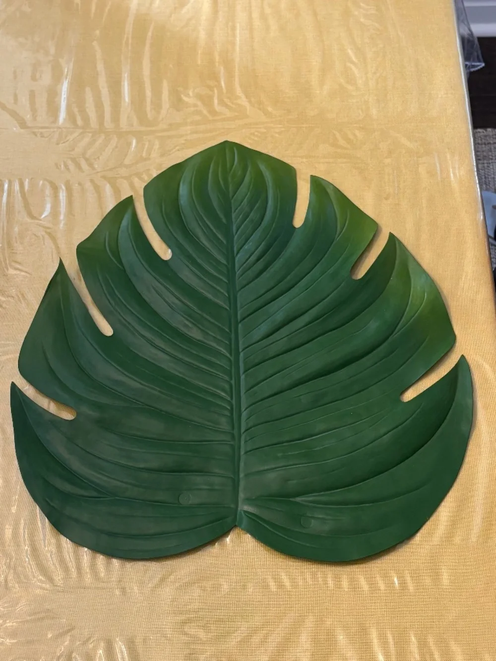 Pier 1 Set of 2 Artificial Green Monstera Leaf Placemats